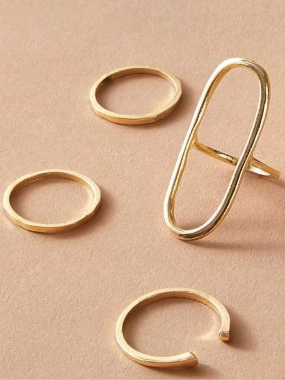 🧡 Simple, four piece metallic ring set - Picture 2 of 2